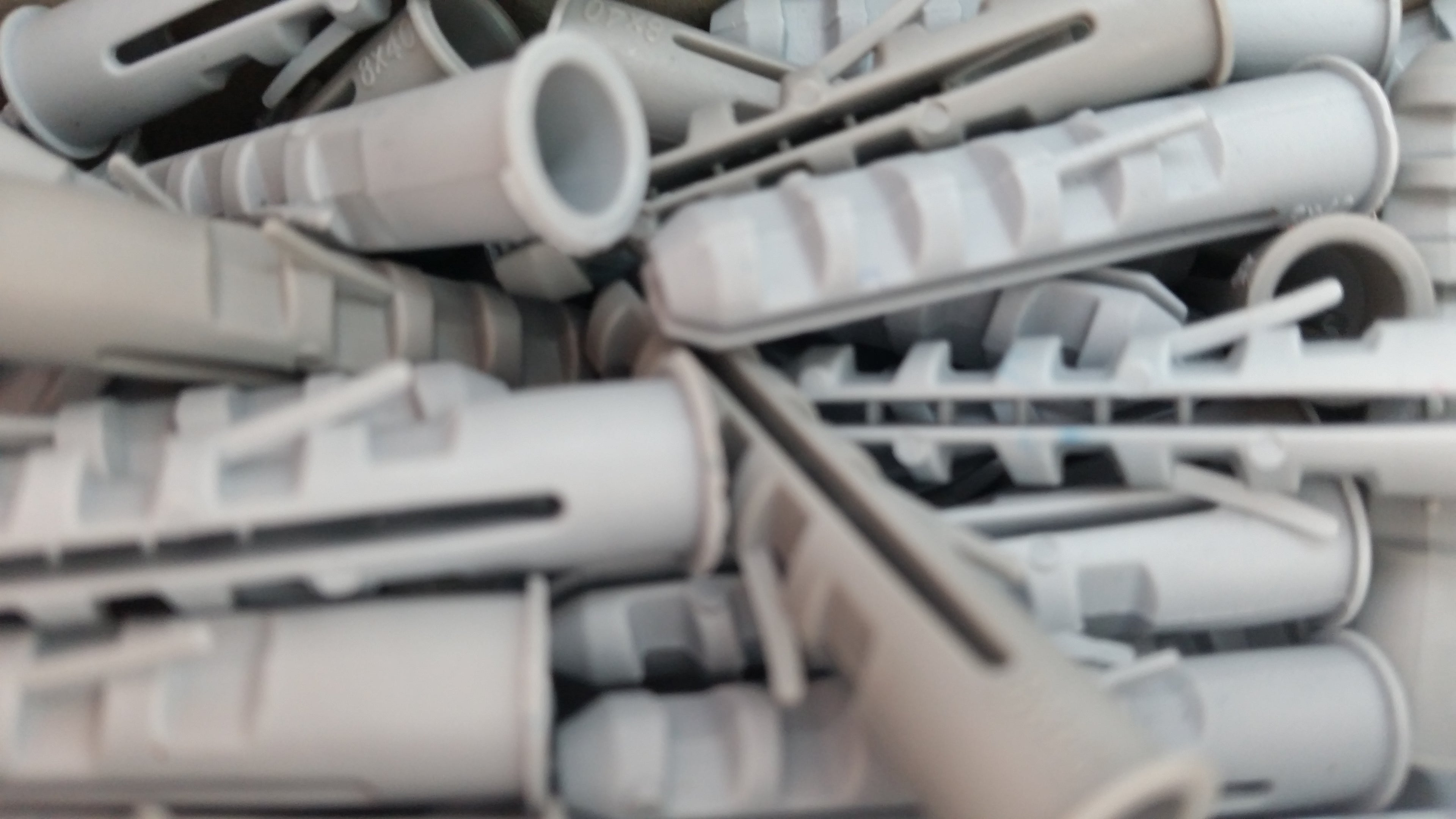 Dübel S8 – Universal-Spreizdübel 8 x 50 mm