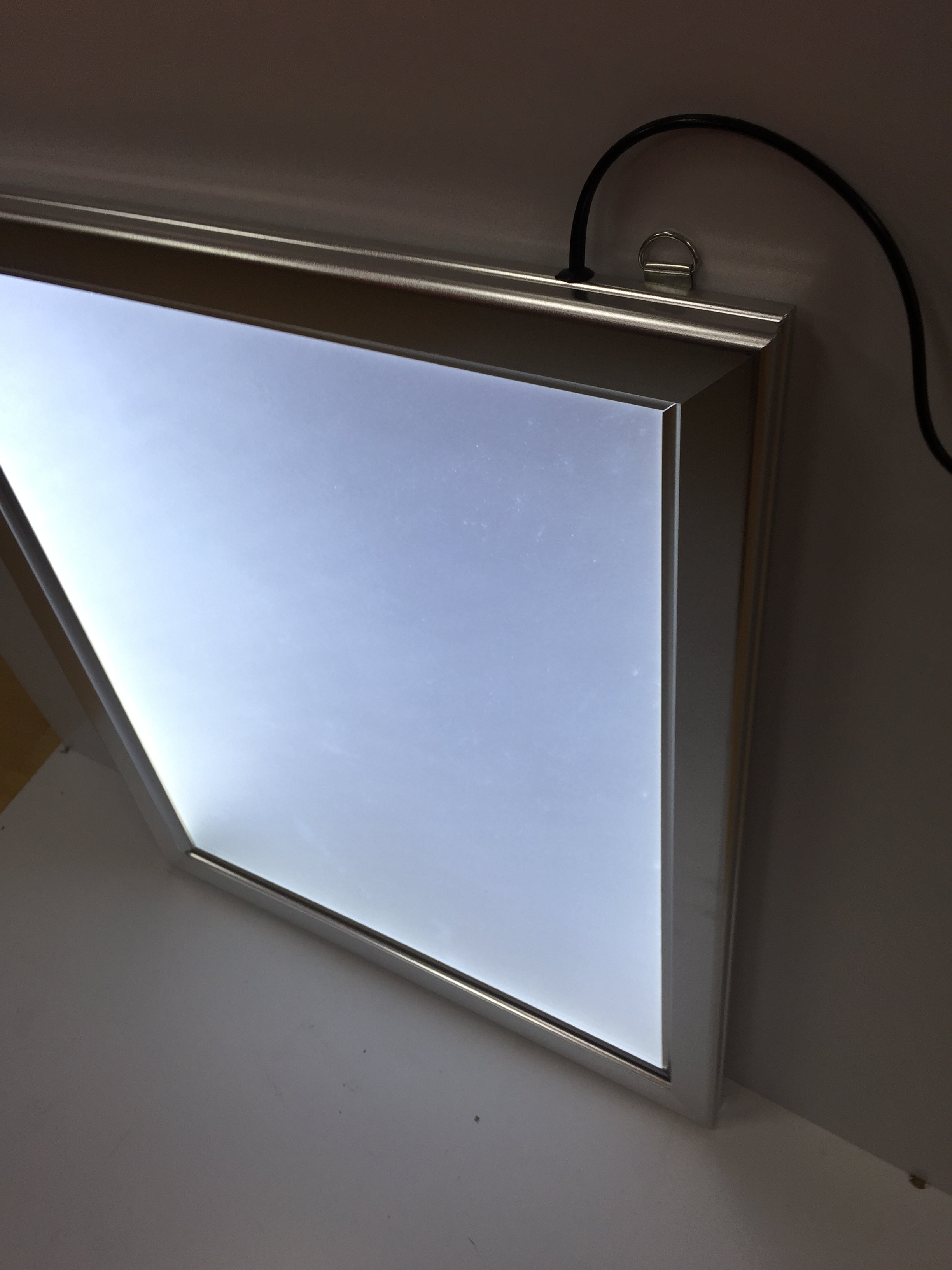 LED Klaprahmen Schild