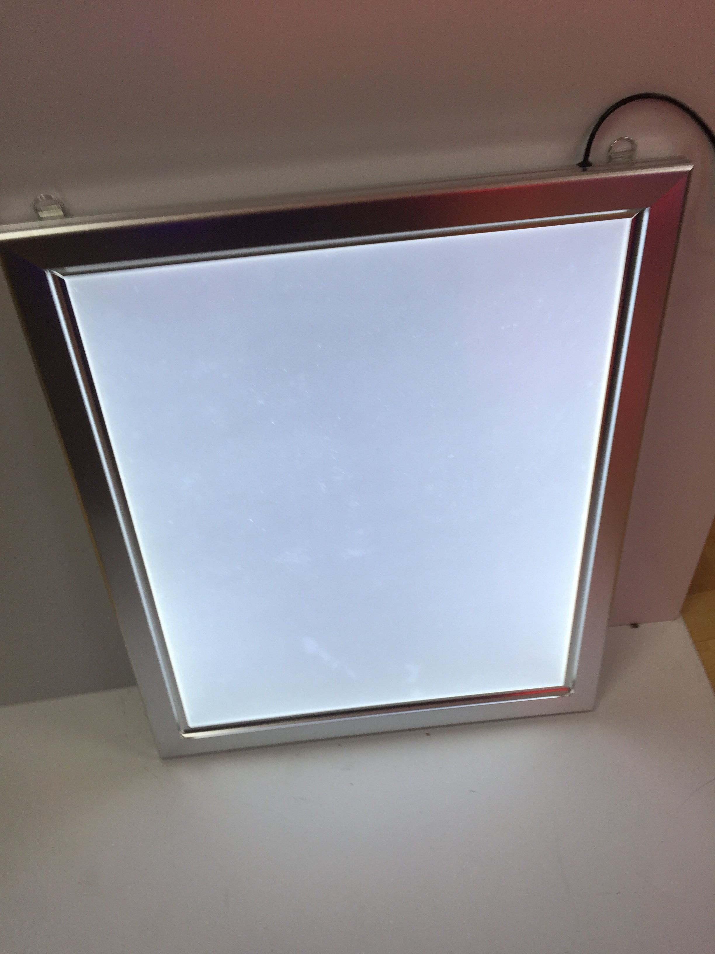 LED Klaprahmen Schild